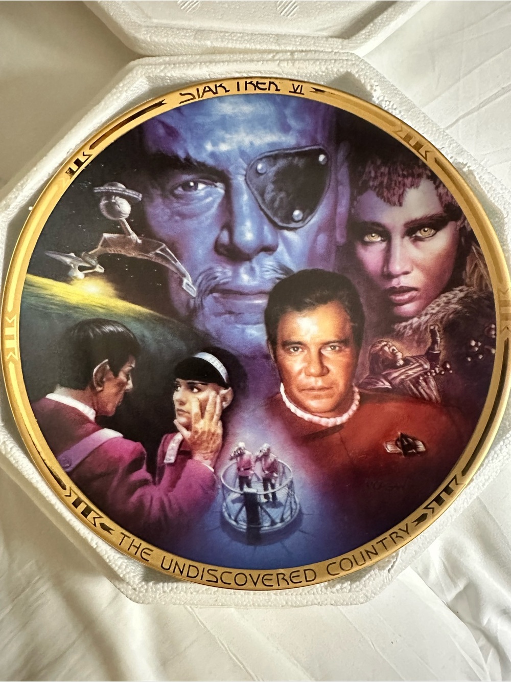 Star Trek The Undiscovered Country Collector Plate - Multicolor